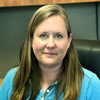 Laura Larson headshot